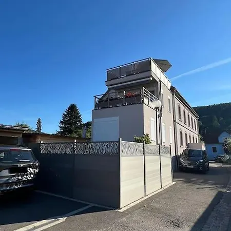 Apartmán Sauna Et En Rez-de-jardin Au Pied De La Montagne
